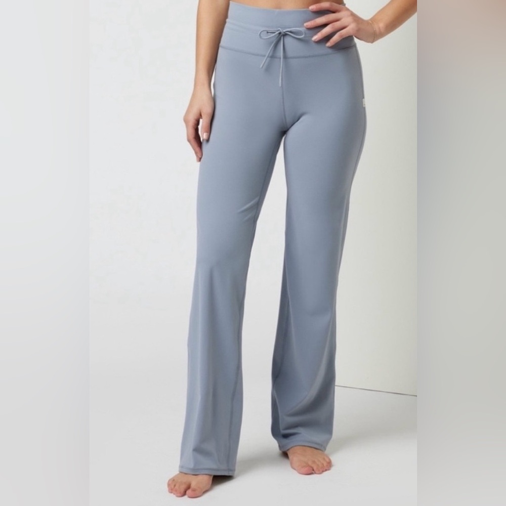 Vuori wide leg daily pant - long, small